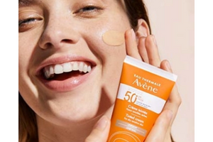 soin solaire Eau Thermale Avène