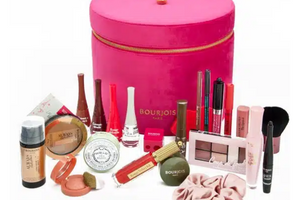 lot de cosmétiques Bourjois Paris