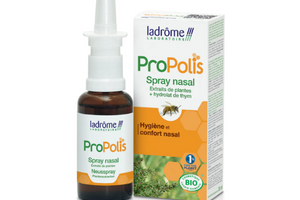 un spray nasal Propolis de Ladrôme Laboratoires