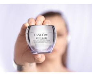 la crème Rénergie H.P.N 300 Peptides Lancôme