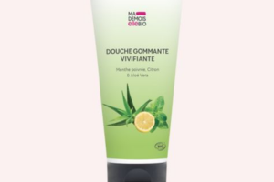 douche gommante vivifiante Mademoiselle Bio