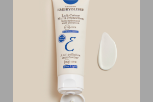 un lait-crème multi-protection d'Embryolisse