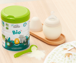 une boîte de lait infantile 3ᵉ âge Bio Les Petits Culottés