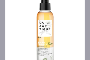une eau protectrice anti-UV de Lazartigue