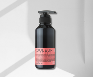 un masque Couleur By David Lucas