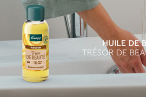 une huile de bain Trésor de beauté Kneipp