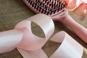 une brosse Fingerbrush Iconic Olivia Garden