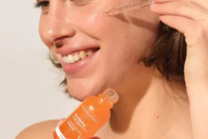 soin peeling éclat à la vitamine C Novexpert