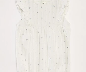 barboteuse à volant avec imprimé de Kiabi