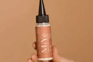 poudre cheveux densifiante Miyé